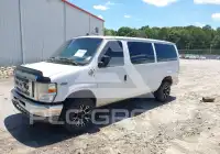 2011 Ford E-350 фото