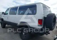 2011 Ford E-350 фото