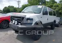 2011 Ford E-350 фото