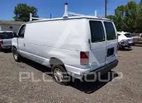 2011 Ford E-150 фото