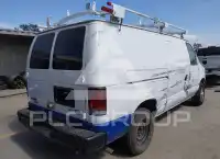 2011 Ford E-150 фото