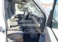 2011 Ford E-150 фото