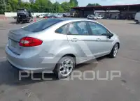 2011 Ford FIESTA photo