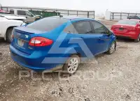2011 Ford FIESTA фото