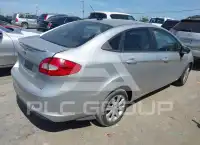 2011 Ford FIESTA фото