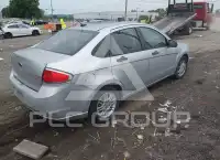2011 Ford FOCUS photo