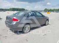 2011 Ford FOCUS photo