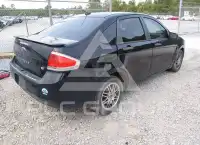 2011 Ford FOCUS photo