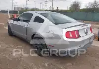 2011 Ford MUSTANG фото