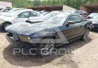 2011 Ford MUSTANG фото