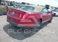 2011 Ford MUSTANG photo
