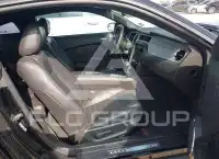 2011 Ford MUSTANG photo