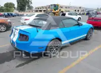2011 Ford MUSTANG фото