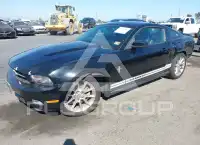 2011 Ford MUSTANG photo