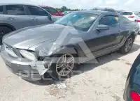 2011 Ford MUSTANG фото