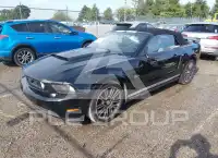 2011 Ford MUSTANG photo