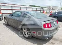 2011 Ford MUSTANG фото