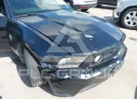 2011 Ford MUSTANG фото