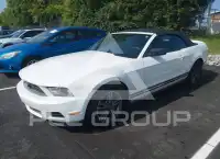 2011 Ford MUSTANG фото