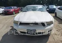 2011 Ford MUSTANG photo