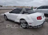 2011 Ford MUSTANG photo