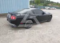 2011 Ford MUSTANG фото