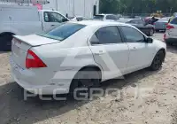 2011 Ford FUSION фото