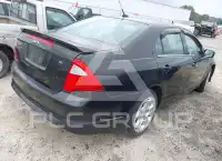 2011 Ford FUSION фото