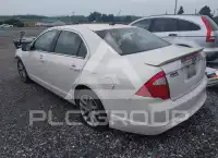 2011 Ford FUSION фото