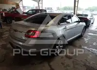 2011 Ford TAURUS photo