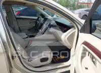 2011 Ford TAURUS фото