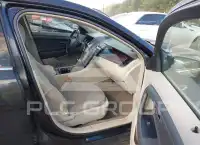 2011 Ford TAURUS photo