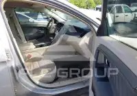 2011 Ford TAURUS photo