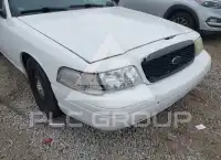 2011 Ford CROWN photo