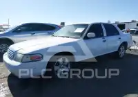 2011 Ford CROWN photo