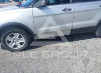 2011 Ford EXPLORER photo
