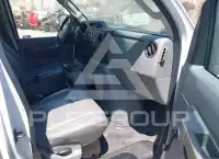 2011 Ford E-350 фото