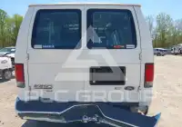 2011 Ford E-250 photo