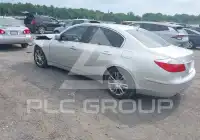 2011 Hyundai Genesis фото