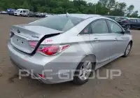 2011 Hyundai Sonata photo