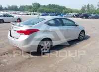 2011 Hyundai Elantra photo