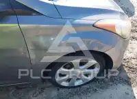 2011 Hyundai Elantra photo