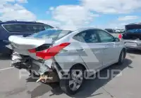 2011 Hyundai Elantra photo