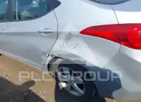 2011 Hyundai Elantra photo