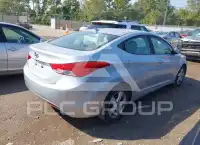 2011 Hyundai Elantra photo