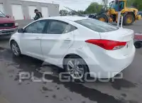 2011 Hyundai Elantra photo
