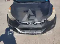 2011 Hyundai Elantra photo