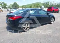 2011 Hyundai Elantra photo