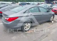 2011 Hyundai Sonata photo
