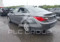 2011 Hyundai Sonata photo